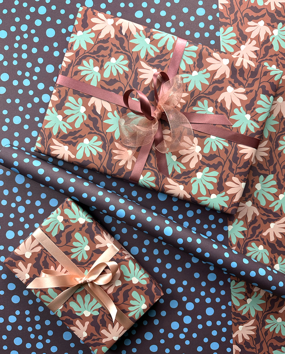 Geschenkpapier Friendly Flowers – Bild 3